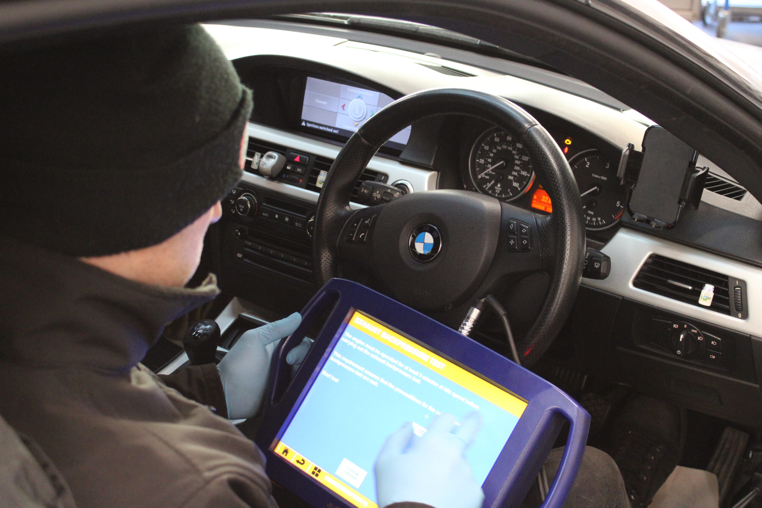 BMW 325d fault finding with ISTA diagnostic software
