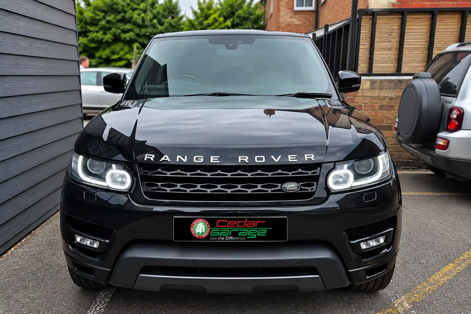 Range Rover MOT at Cedar Garage, Worthing