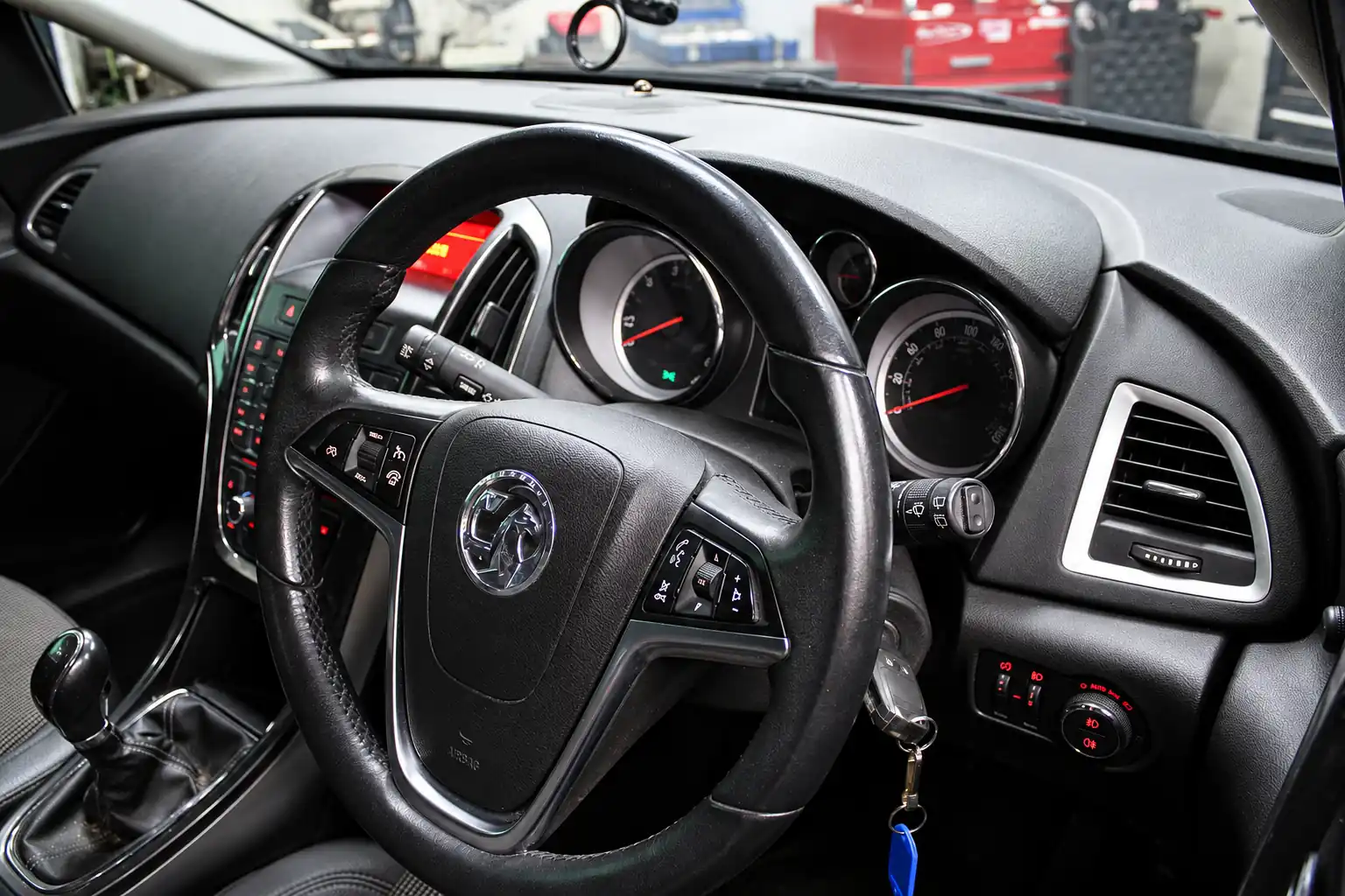 Vauxhall Astra MOT at Cedar Garage