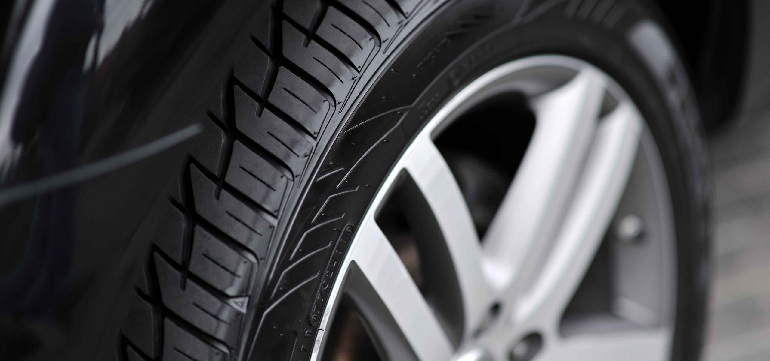 Budget Vs Premium Tyres