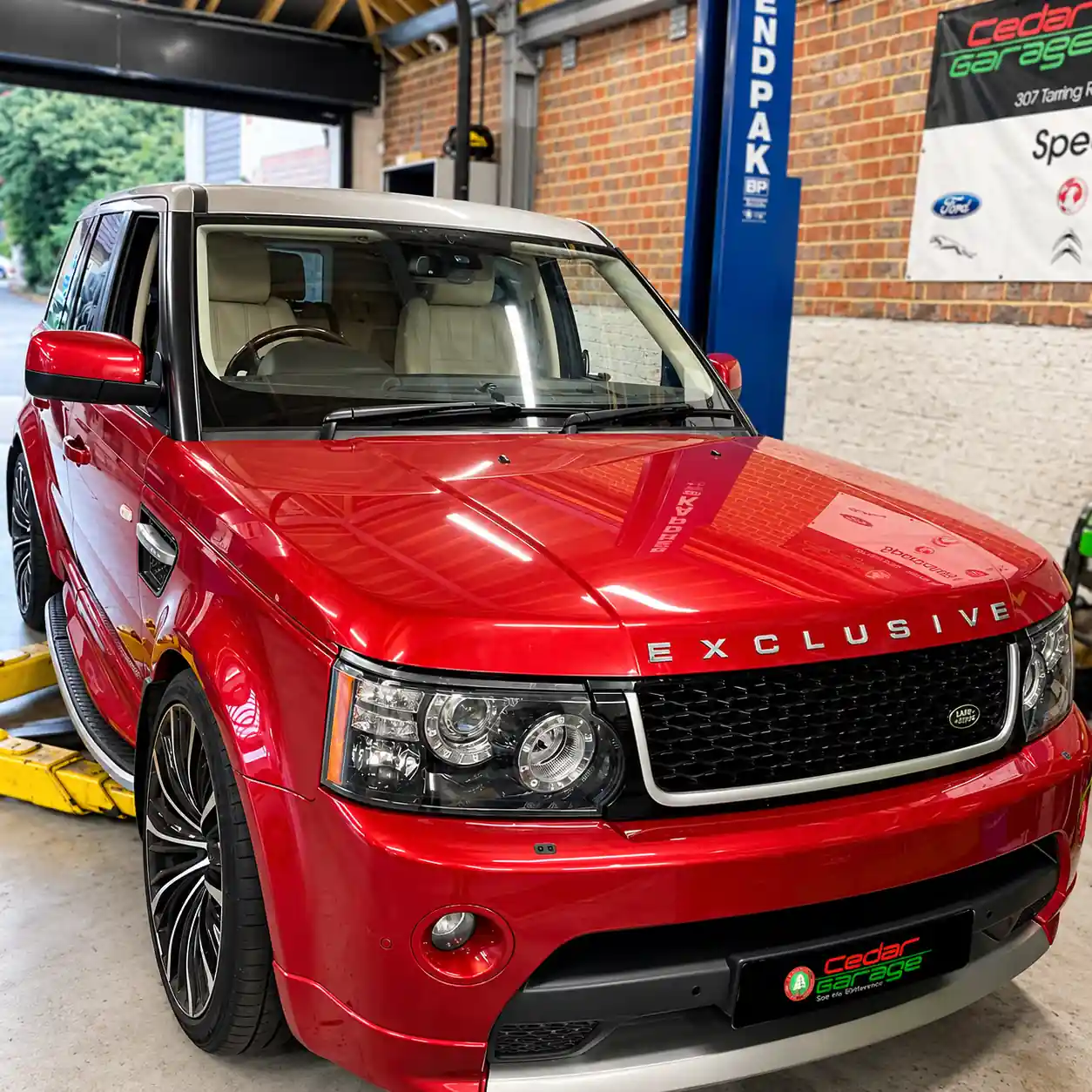 Range Rover Restricted Performance Message at Cedar Garage